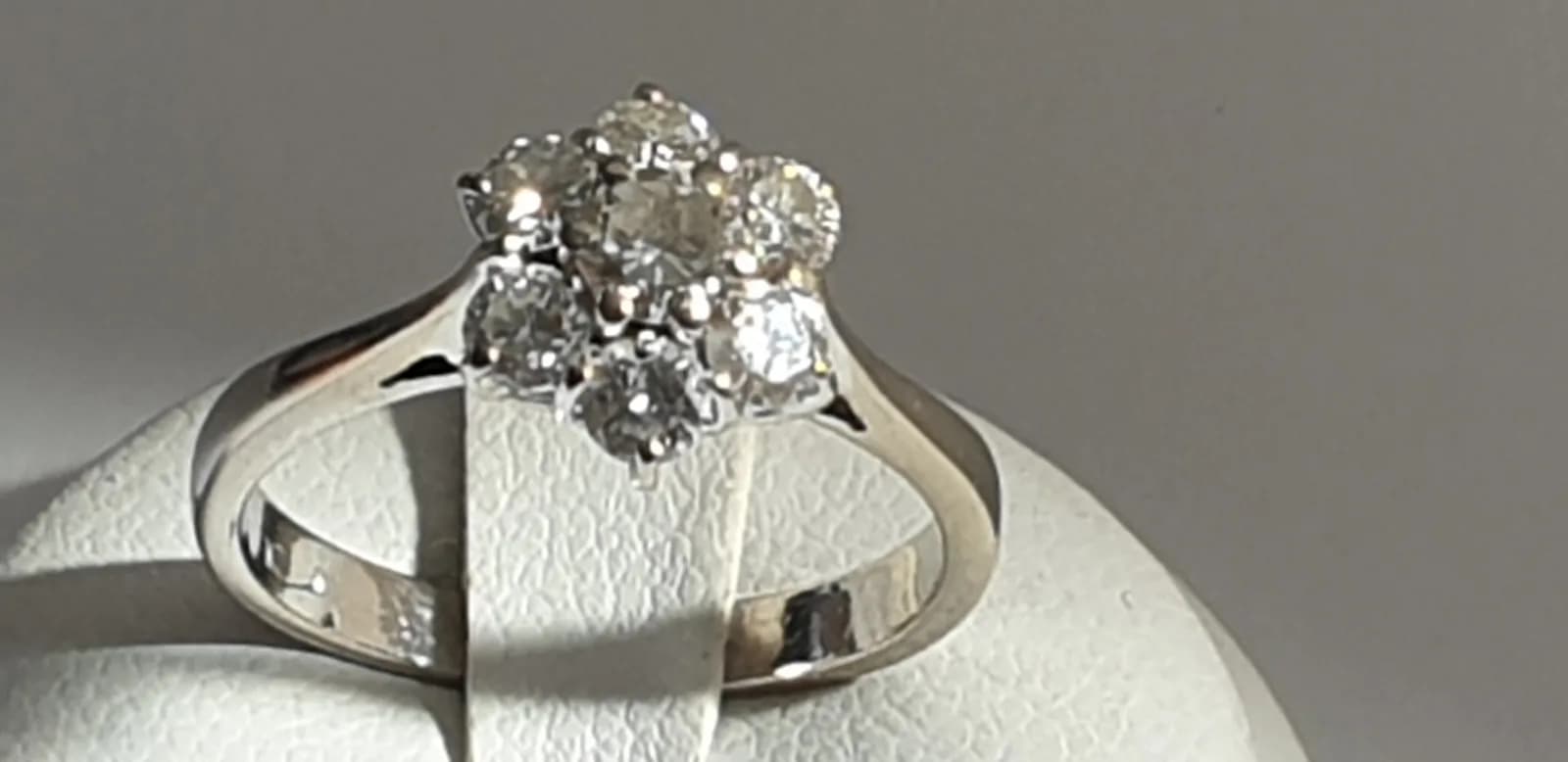 Anello in oro con Diamanti
